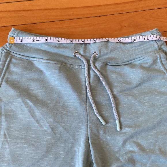 Reitmans Hyba light green shorts XS - Picture 2 of 3